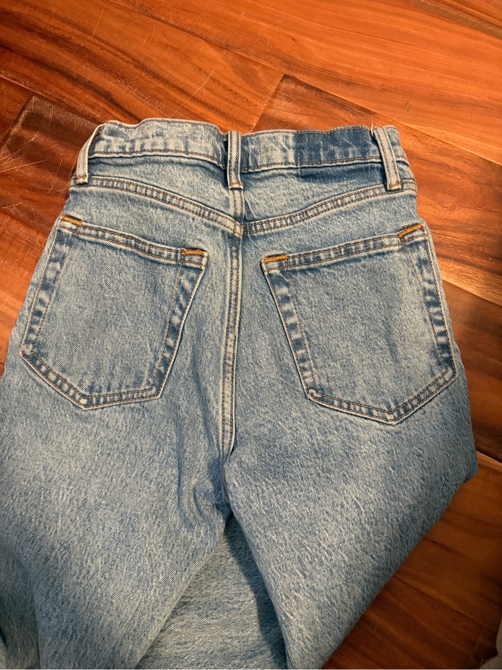 Abercrombie & Fitch The ’90s Straight Ultra High Rise Jeans 24 Light Wash (1394)
